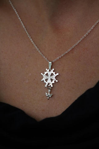 Small Silver Huguenot Cross Necklace – Chuck Norton Designs